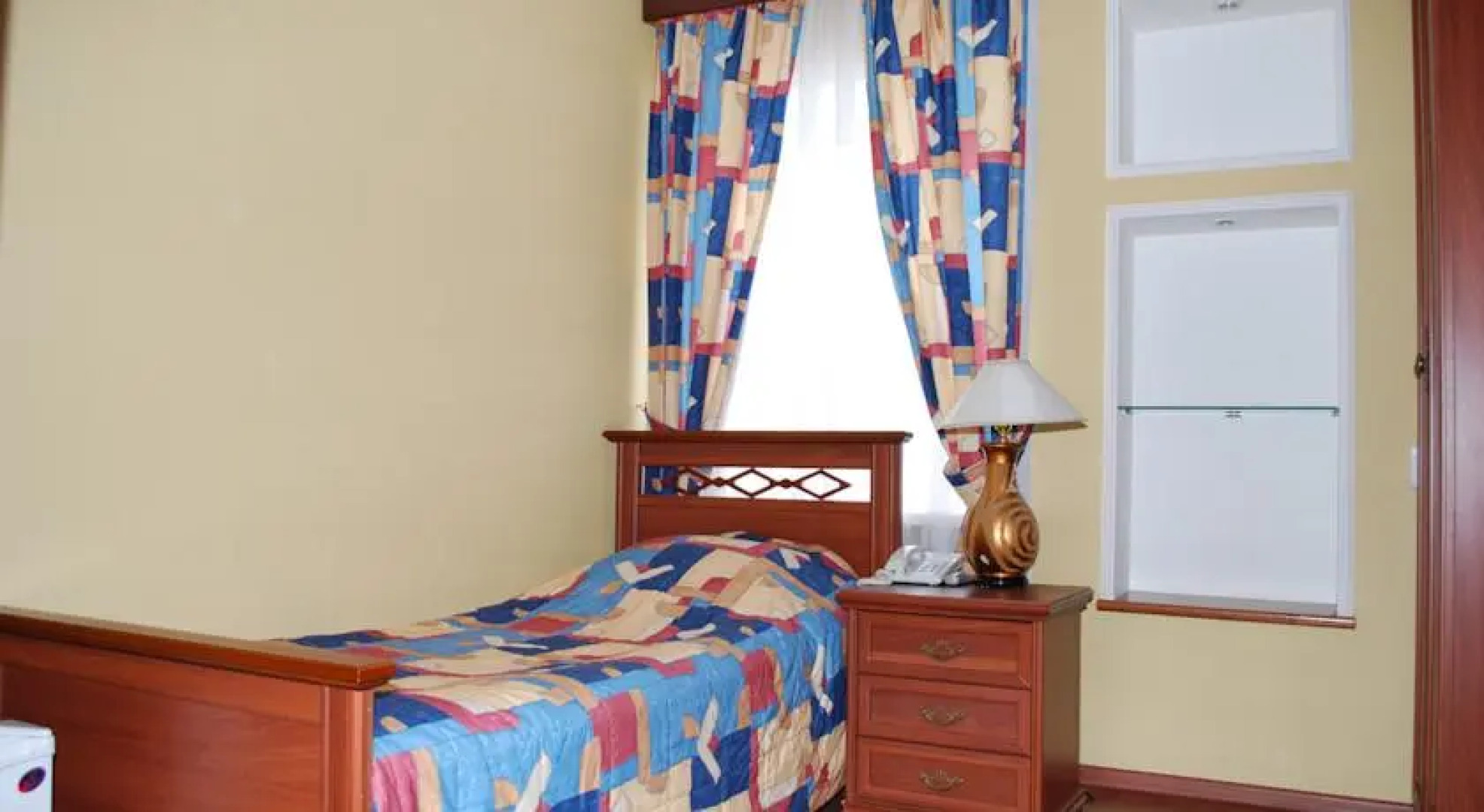 Гостиница На Дворянской