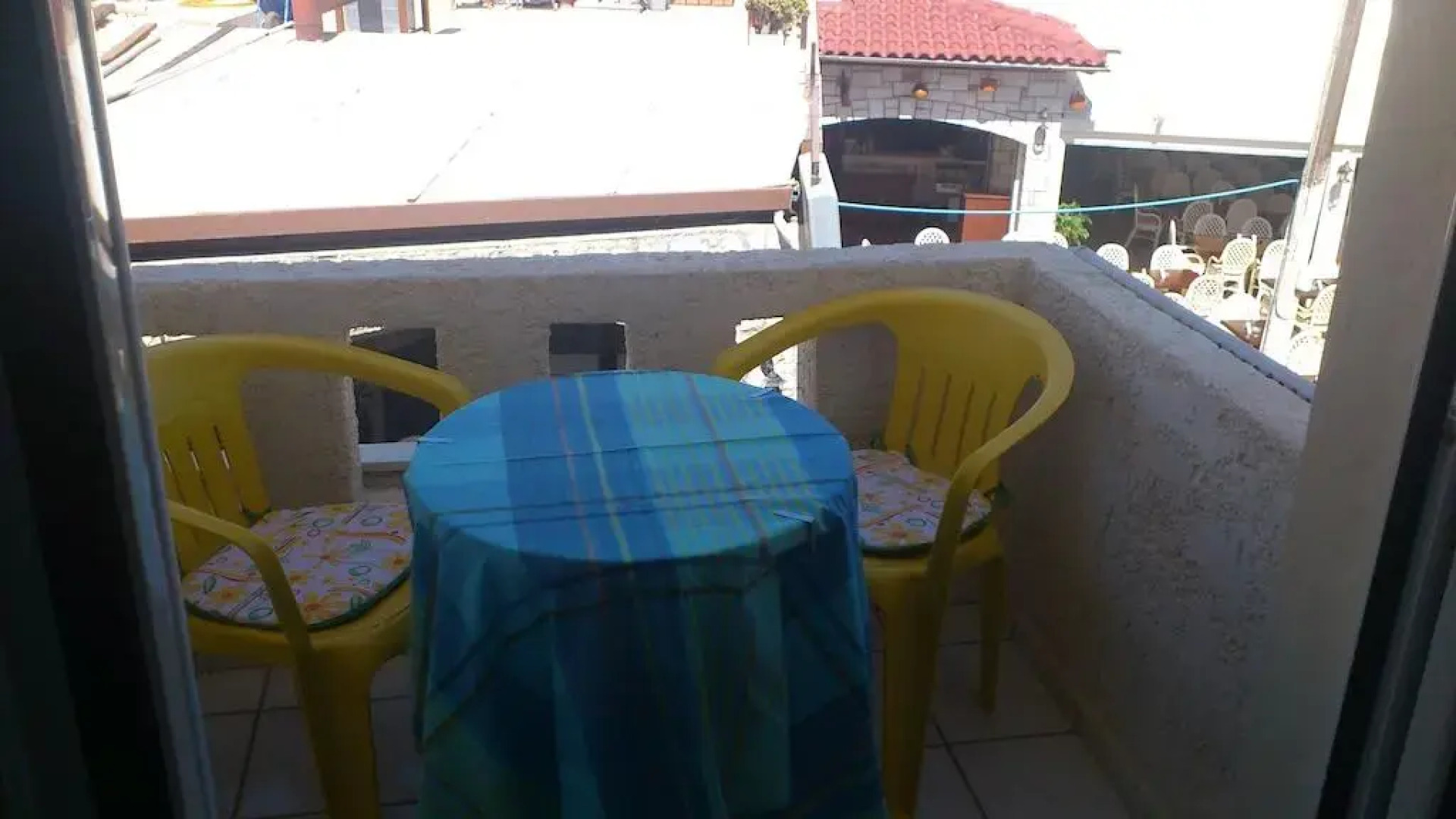 Standard big Room Apartment in Blue Aegean With Shared Pool, Kitchen and Ac