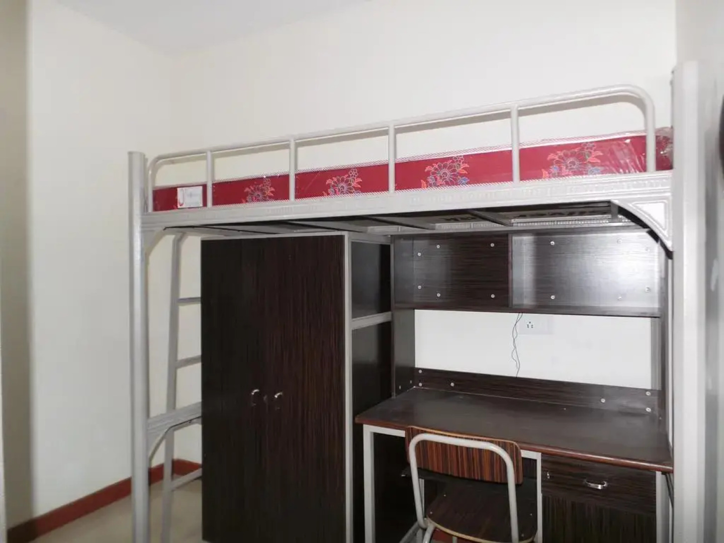 KEH Olive Castles PG for women (хостел для женщин)