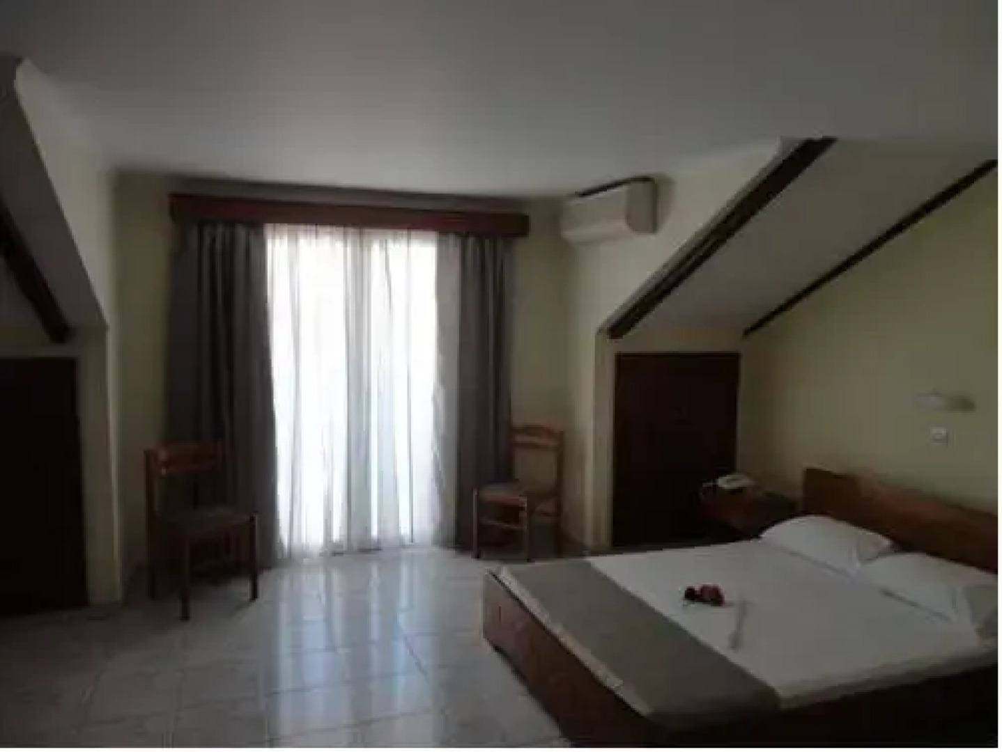 Апарт-отель Montes Studios & Apartments