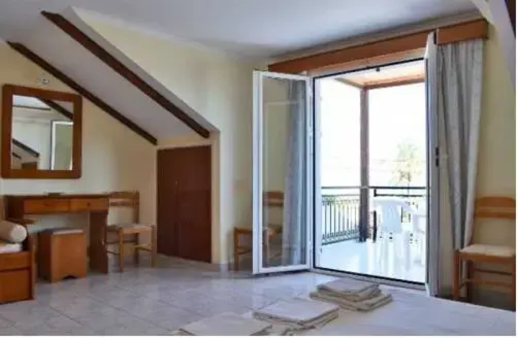 Апарт-отель Montes Studios & Apartments