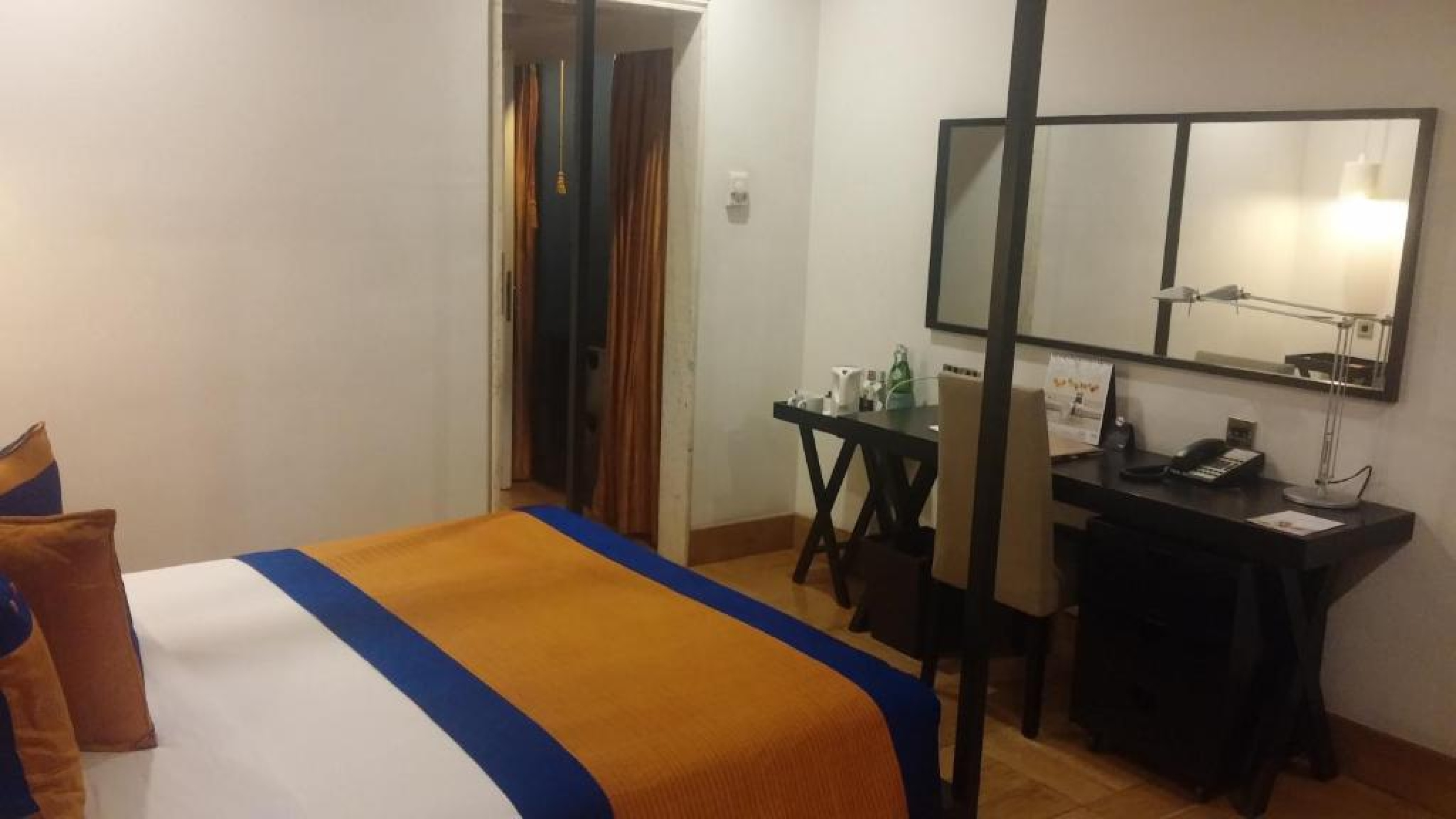 Twin/Double room - De Luxe - Balcony
