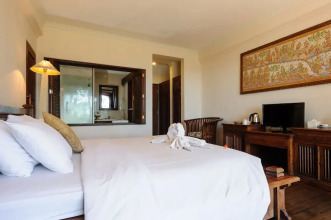 Lakeview Hotel & Restaurant