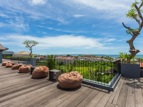 Frii Bali Echo Beach