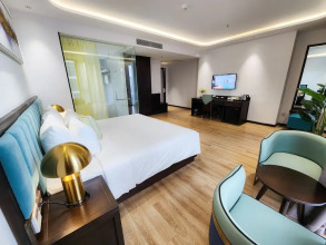 Cordial Grand Hotel Danang 4 Star
