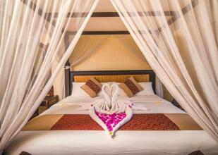 Nugraha Lovina Seaview Resort & Spa