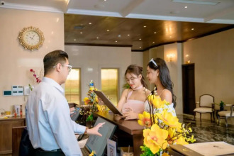 Golden Lotus Luxury Hotel Danang