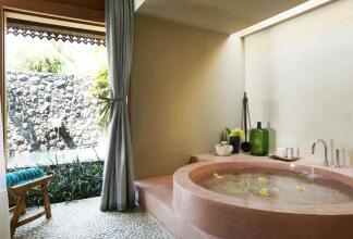 The Purist Villas & Spa