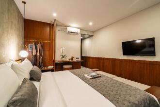 Japa Suites & Villas