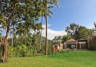 Candi Beach Cottage