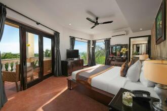 Sea Lion Beach Resort & Spa