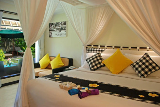 Legian Beach Hotel