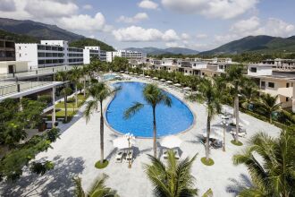 Diamond Bay Condotel Resort Nha Trang