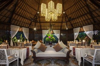 St Regis