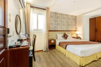 Paris Nha Trang Hotel