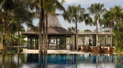 The Royal Santrian Villas