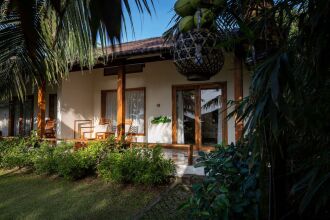 Camia Resort & Spa