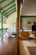 Kayaam House