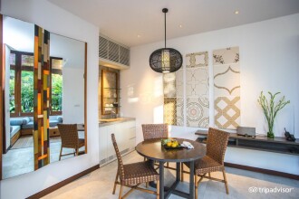 The Elysian Boutique Villa Hotel