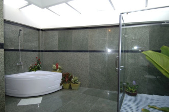 Saigon Emerald Beach Resort
