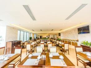 Yarra Ocean Suite Danang