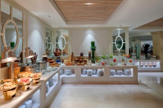 Au Lac Charner Hotel