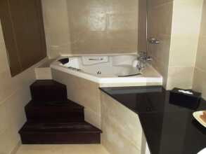 Hotel Tourmaline