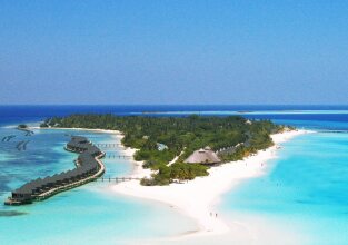 Kuredu Island