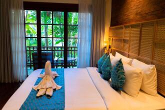Fourteen Roses Boutique Hotel Legian