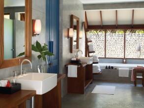 Four Seasons Resort Maldives At Landaa Giraavaru
