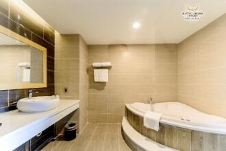 Muong Thanh Luxury Khanh Hoa Hotel