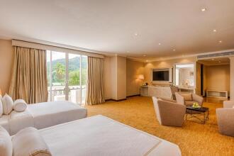 The Golden Crown Hotel
