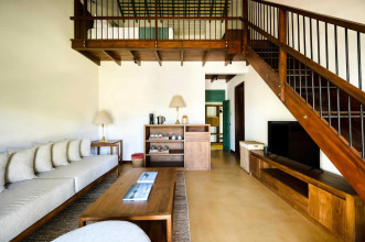 Kayaam House