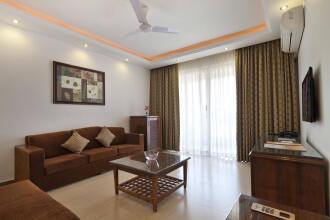 De Mandarin Beach Resort Suites & Villas
