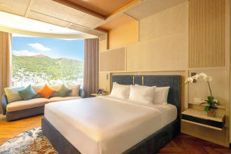 The Morning Glow Boutique Nha Trang