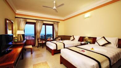 Golden Coast Resort & Spa