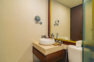 Japa Suites & Villas