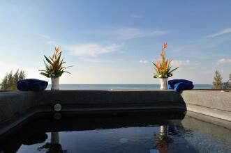 The Palms, Kamala Beach