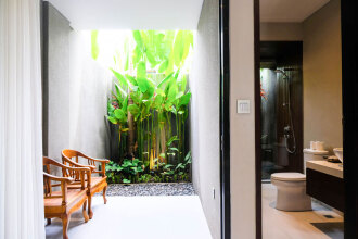 Japa Suites & Villas