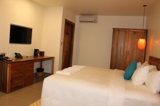 Camia Resort & Spa