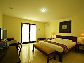 Legong Keraton Beach Hotel