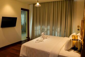 Fourteen Roses Boutique Hotel Legian