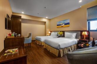 Yarra Ocean Suite Danang