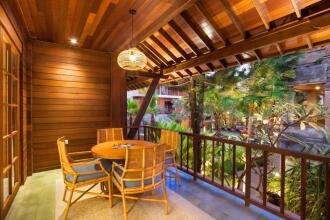 Fourteen Roses Boutique Hotel Legian