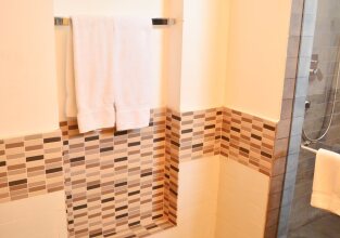 Unique Towers Luxury Boutique Suites