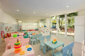 Sea Lion Beach Resort & Spa