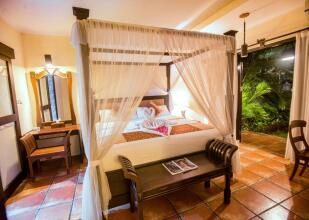 Nugraha Lovina Seaview Resort & Spa