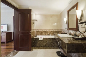 Rex Hotel Saigon