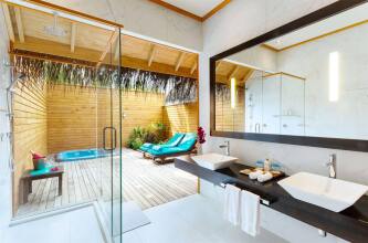 Veligandu Island Resort
