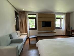 Hoang Ngoc Resort (Oriental Pearl)